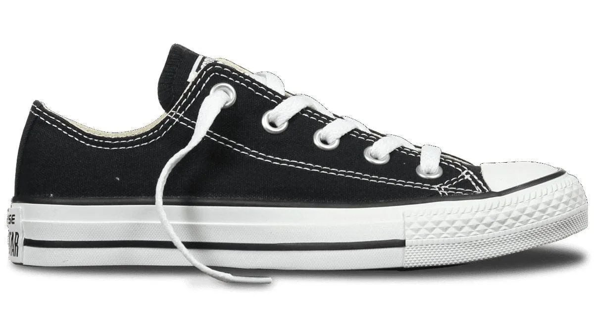 CONVERSE WOMEN'S CHUCK TAYLOR ALL STAR LOW TOP BLACK/WHITE SHOE