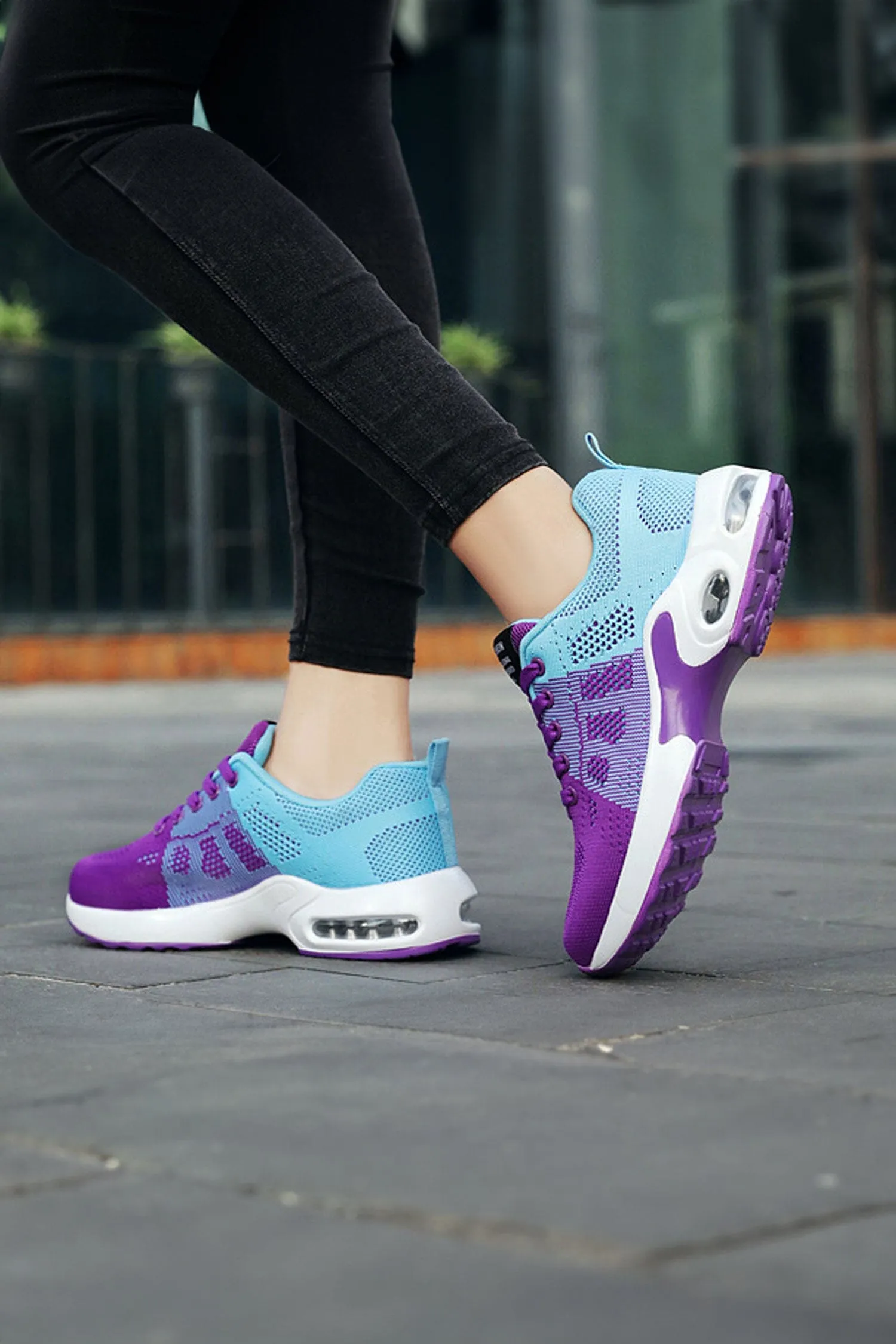 Fashion Women's Air-Cushioned Lace-Up Sneakers