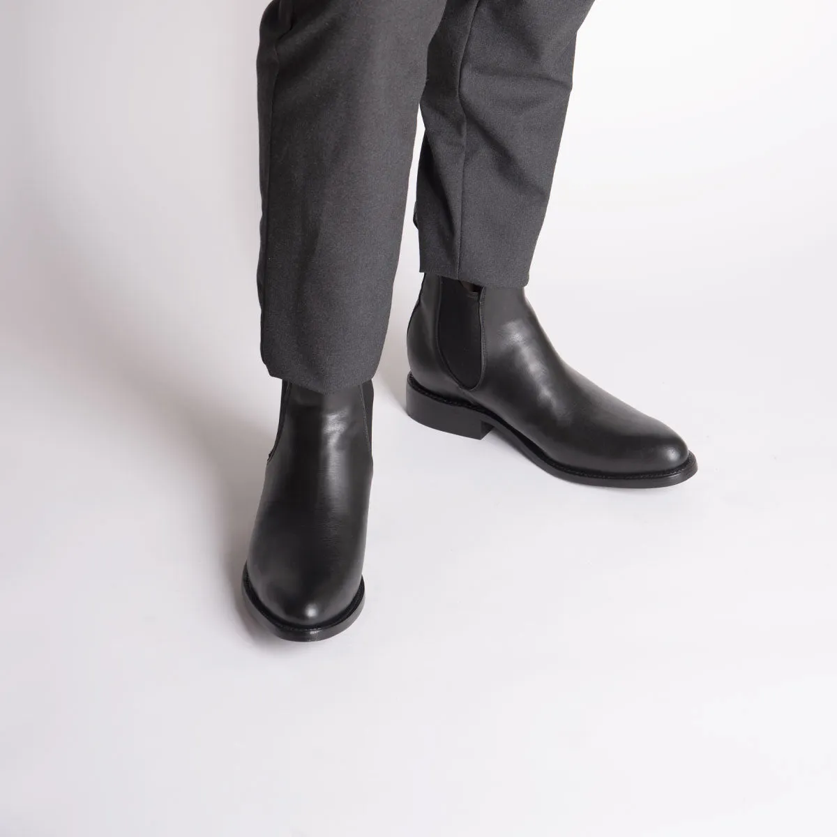 MANUEL Chelsea Boot Black